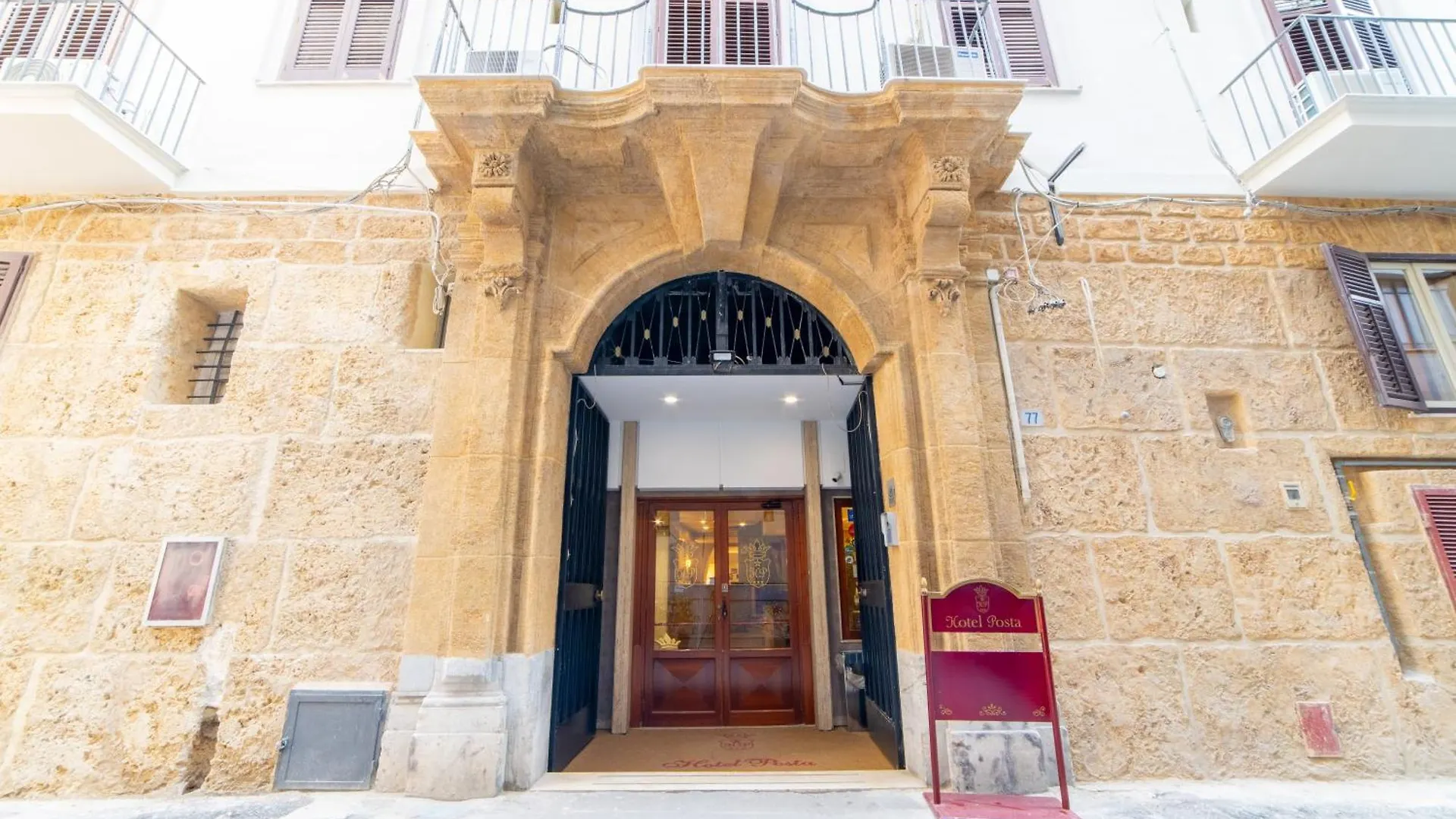 Hotel Posta Palermo 3*,  Italy